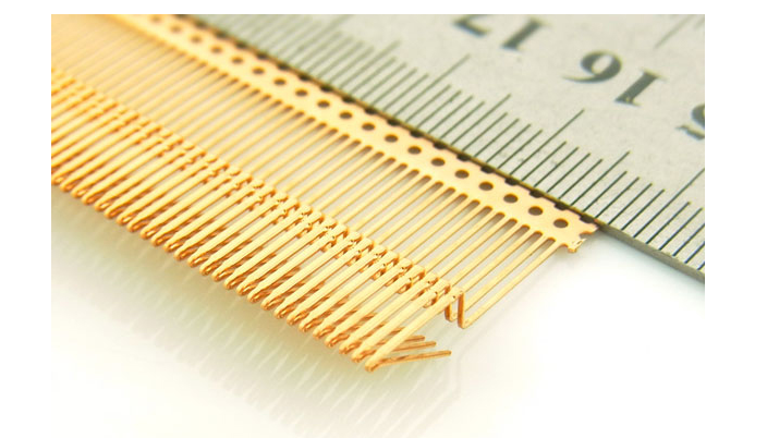 端子&middot;&middot;&middot;